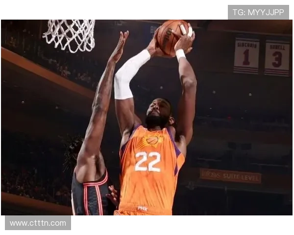 沙梅特精准助攻罗宾逊飞身空接狠狠暴扣展现惊人弹跳